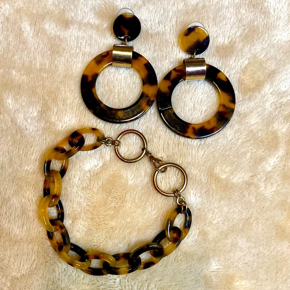 Jewelry - Tortoise Shell Jewelry Set